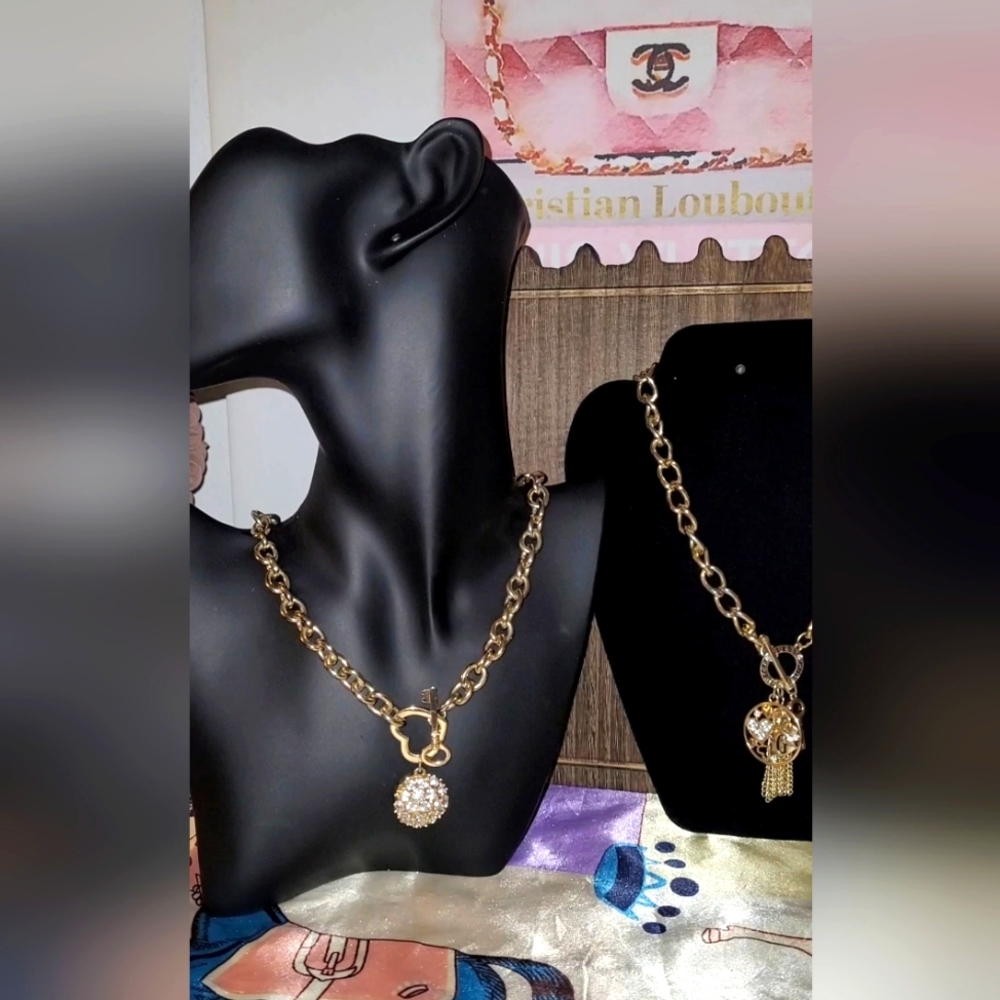 2 PIECES GUESS Chain Link  Toggle CHOKER NECKLACE GOLD TONE ✨️